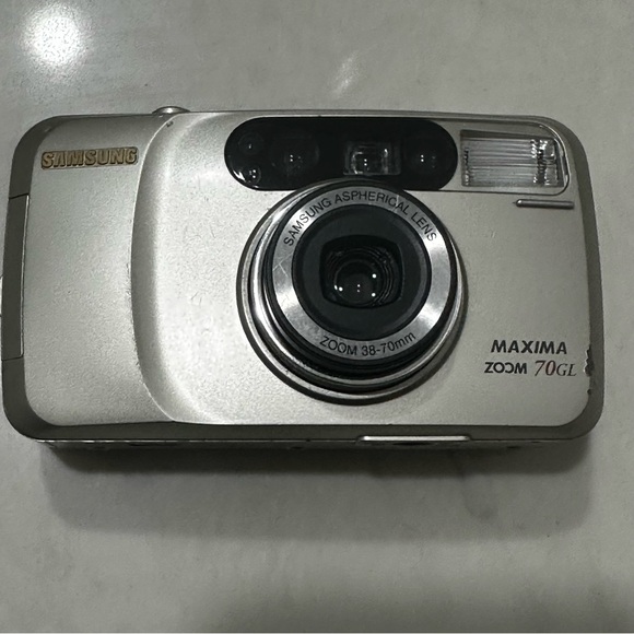 Samsung Maxima Zoom 70GL 35mm Point Shoot Film Camera Tested - Picture 11 of 15